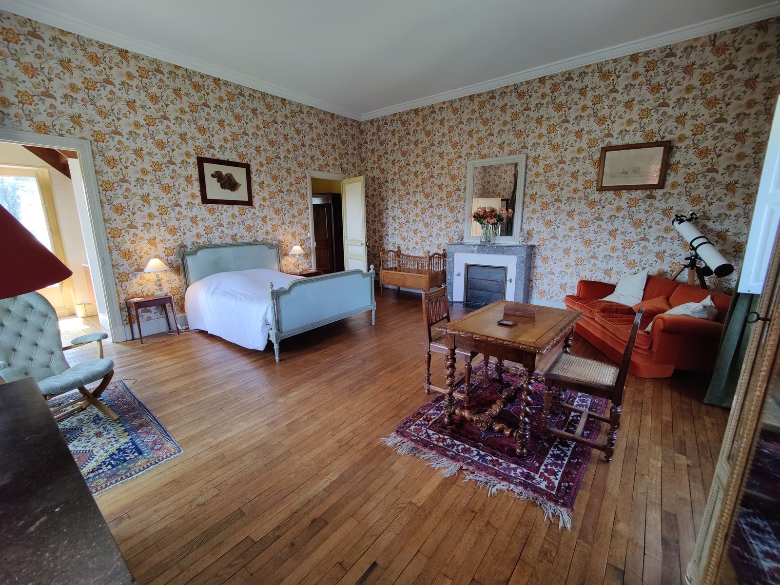 La Chambre Fleurie