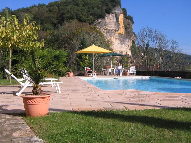 Au pied des falaises calcaires