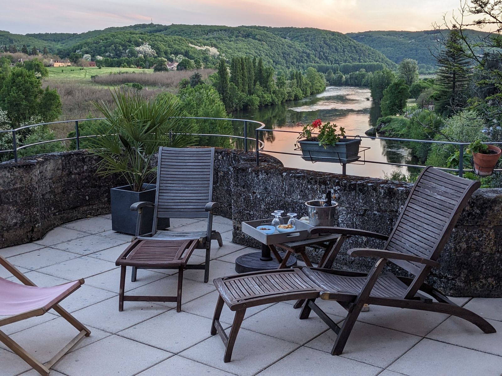 Vue panoramique sur la Dordogne